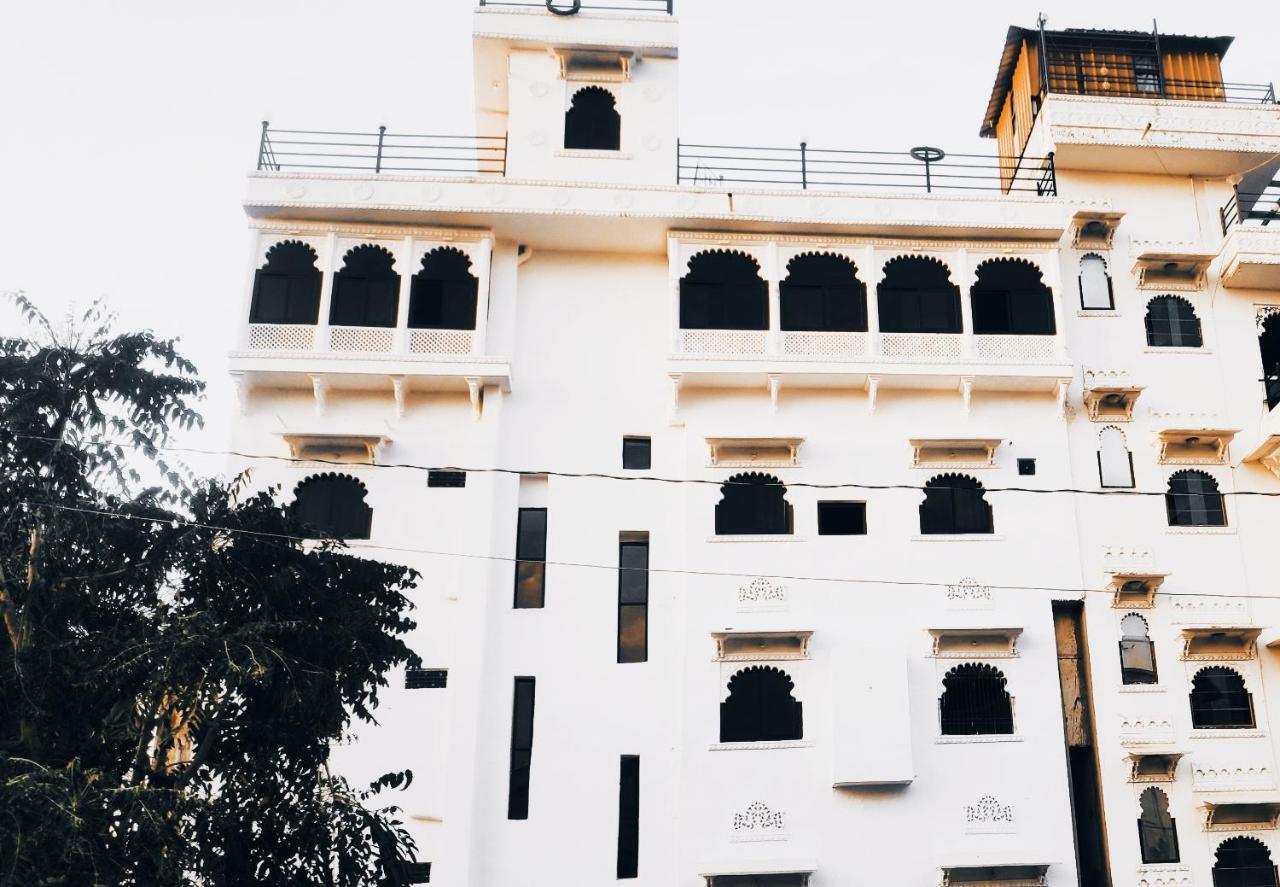 The New Lake Front Bed & Breakfast Udaipur Luaran gambar